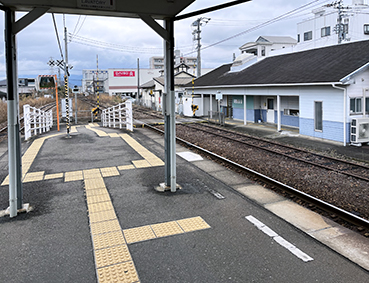 ����� �񌬉��w