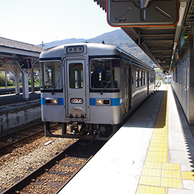 ���g�r�c�w