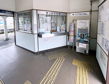 �y�]�� ���w