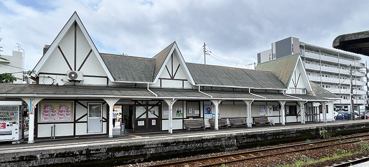 �y�]�� ���w