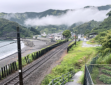 �y�]�� ���a�w