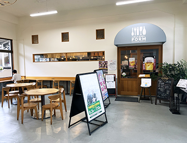 �y�]�� �E��w