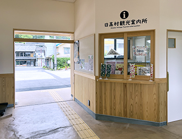 �y�]�� �����w