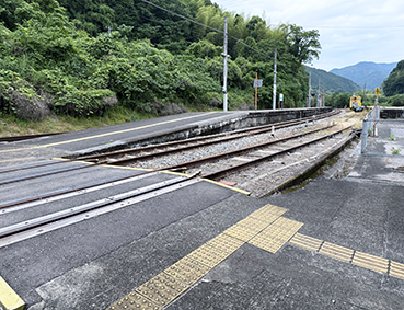 �y�]�� �吙�w