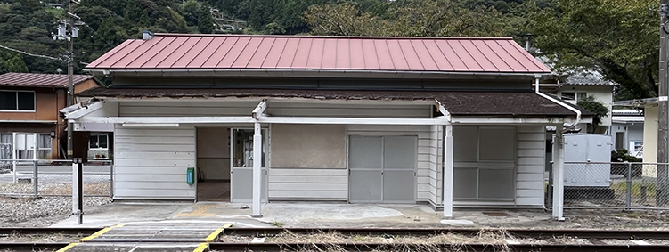 �y�]�� ��c���w