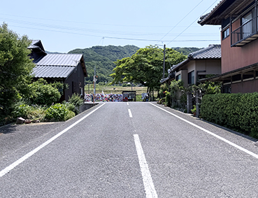 �y�]�� �]����c�w