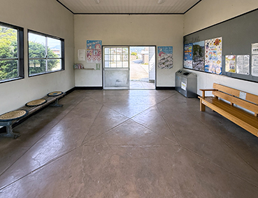 �y�]�� �����w