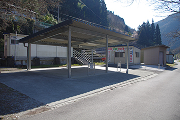 �y�������w