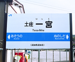 �y����{�w