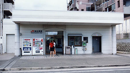 �������w