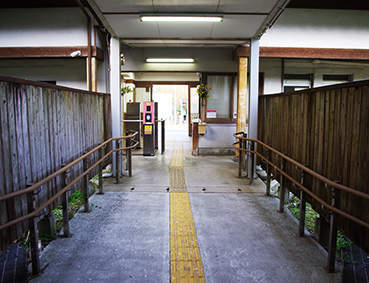 城戸南蔵院前駅