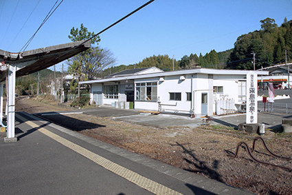 ��������w