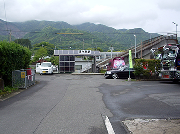 ���X���w