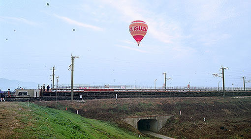 �o���[�������w