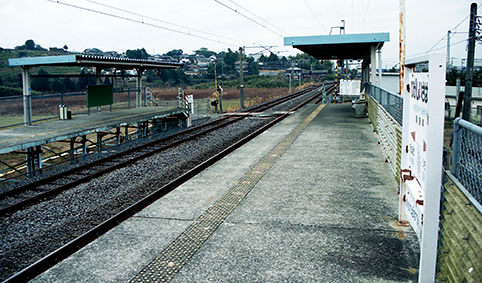 ���|���w