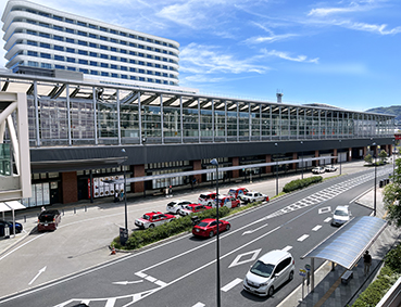 ����� ����w