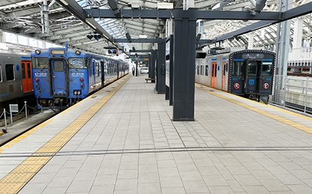 ����� ����w