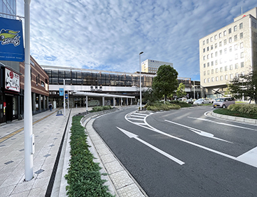 ����� ����w