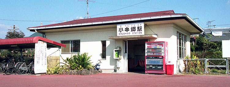 �������w