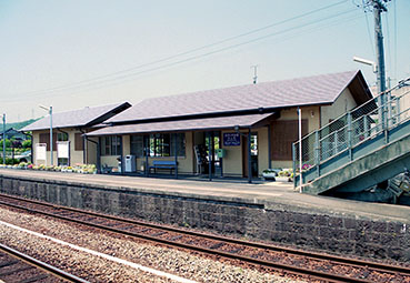 ���V���w