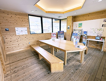 �L��� ����w