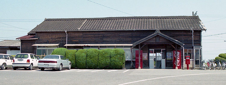 �L�O�P�����w