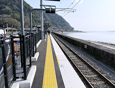 ���L�� ��މ��w