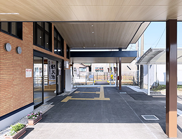 ���L�� �R�V���w