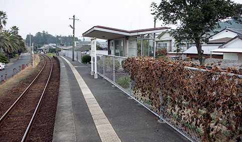 �����k���w