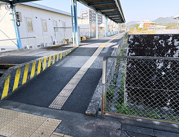 日南線 志布志駅