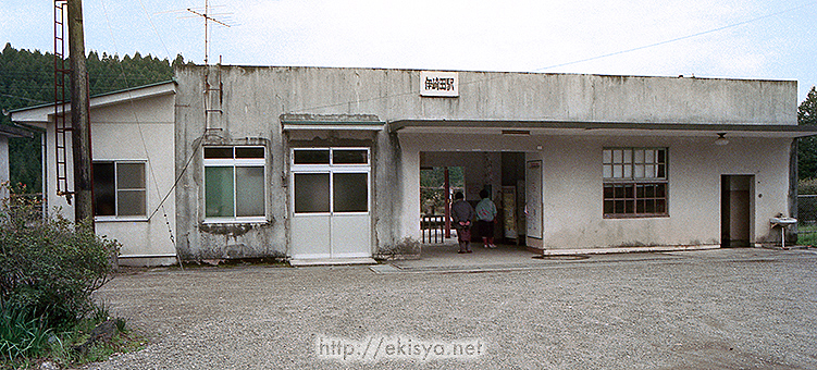 �u�z�u���@�ɍ�c�w