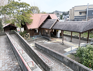 �}�L�� �������w