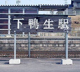 �������w