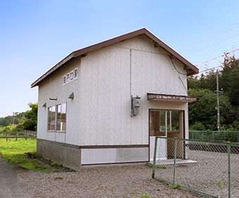 ���q���w