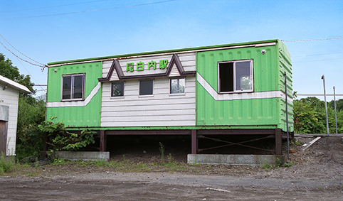 �������w