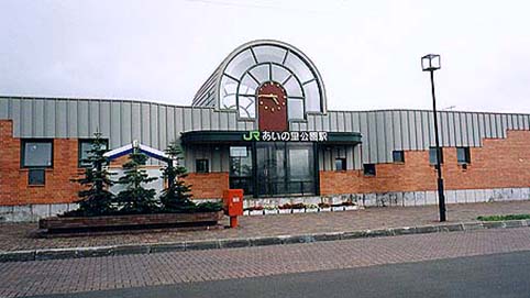 �����̗������w