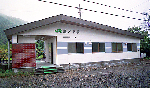 ���m���w