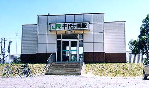 ���P���w