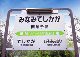 ���q���w