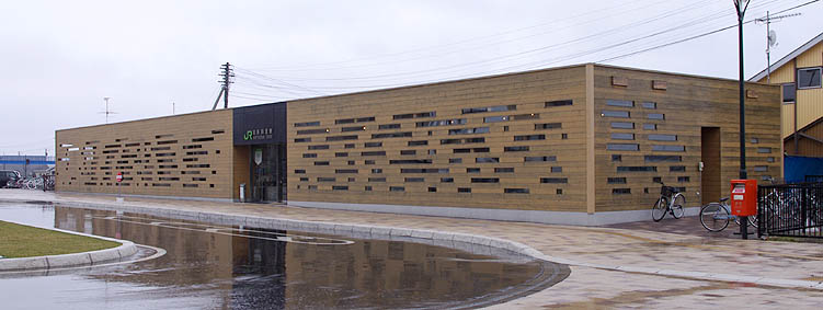 �m���Η��w