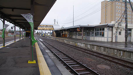 �m���Η��w