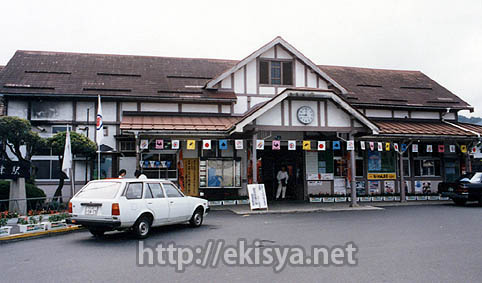 �{�Ð��@�{�Éw