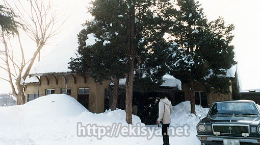 �������@�M���w