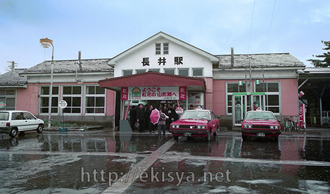 ������@����w