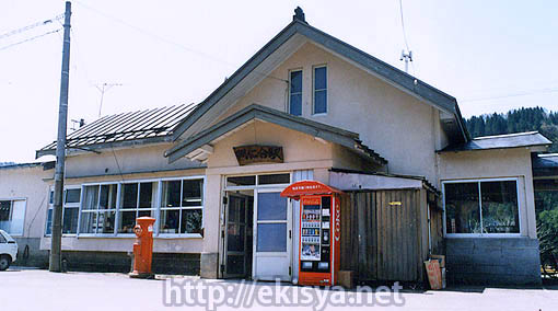 ���m�����@���m���w