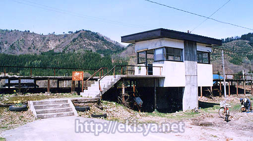 ���m�����@�r���w