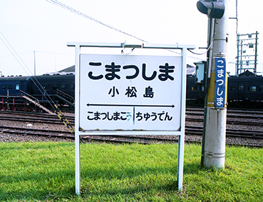 ���������@�������w