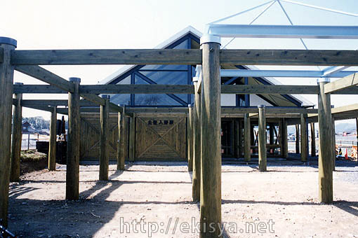 �������@�y������w