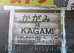 ���}����@���w