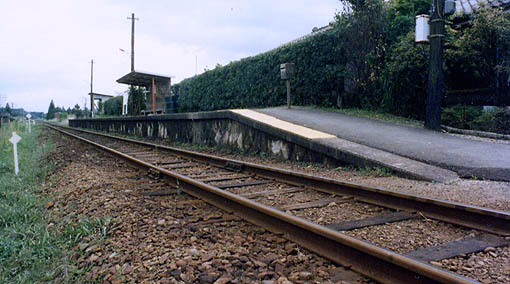 �R����@�O�ډw